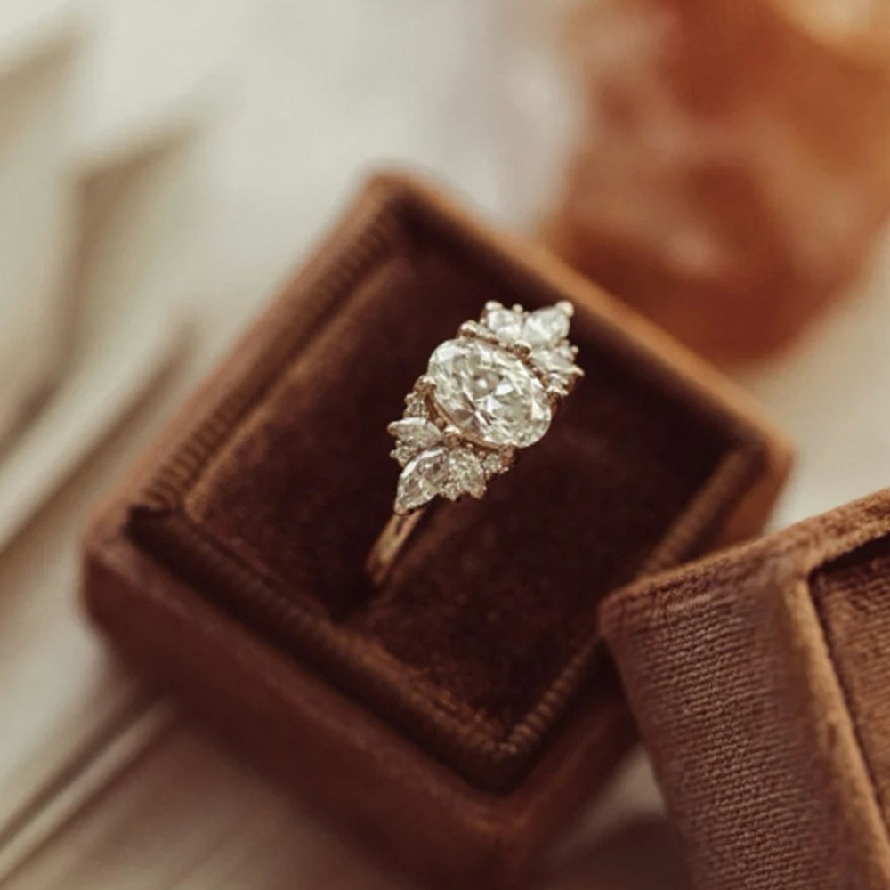 Elegant Mossanite Sterling Silver Women's Ring